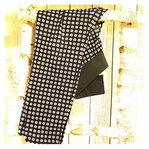 Old Navy Pants - Maternity Pants Old Navy Pants - Maternity Pants